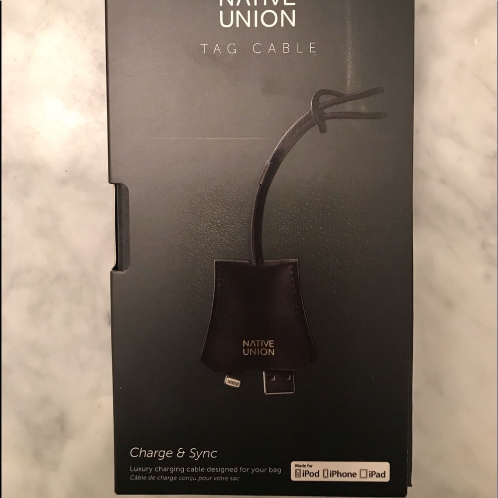 Native Union tag cable
